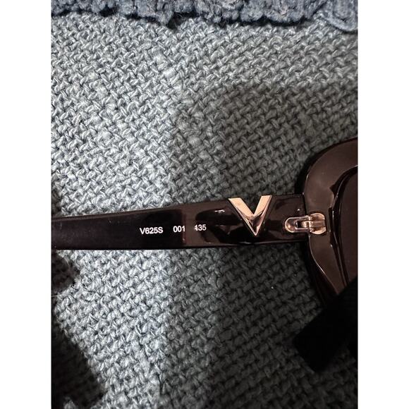 Valentino Sunglasses Frames V625S 210 001 135 Cut Out “V” Temple Cat Eye Black - Picture 5 of 9